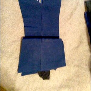 Women’s ski pants..navy… were very expensive….Obermeyer brand..